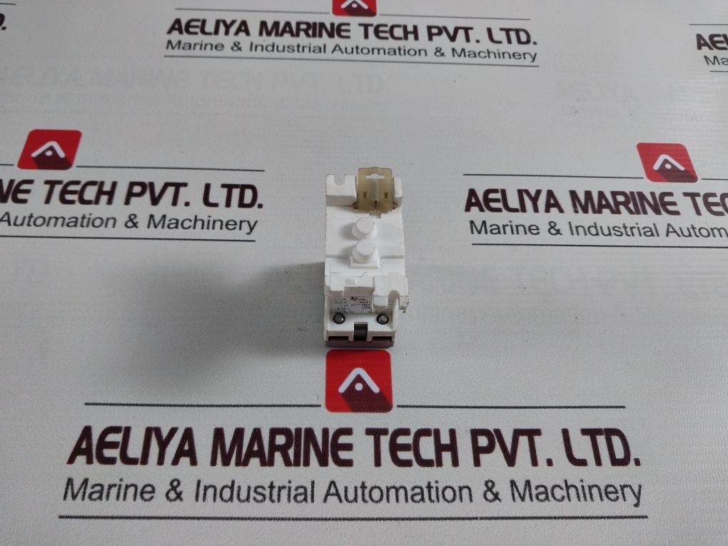 Ceag Crouse-hinds Ghg4171102R0002 Push Button