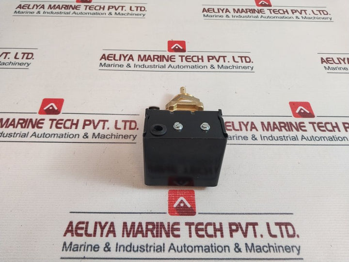 Cel 3010001 Level Regulator