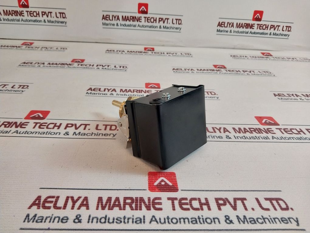 Cel 3010001 Level Regulator