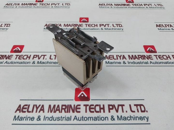 Celduc Sc955100 Solid State Relay 5-30Vdc