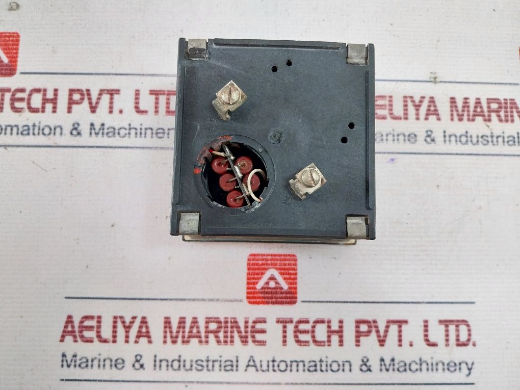 Celsa 0-600V Volt Meter