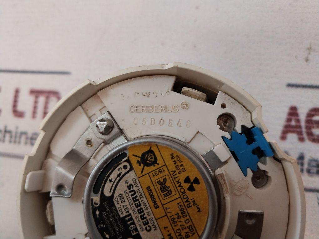 Cerberus F911 Smoke Detector
