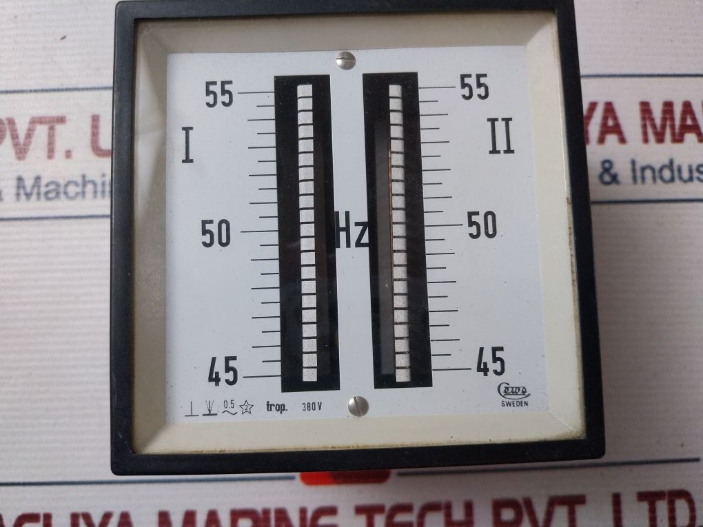 Cewe 45-55 Hz Frequency Meter