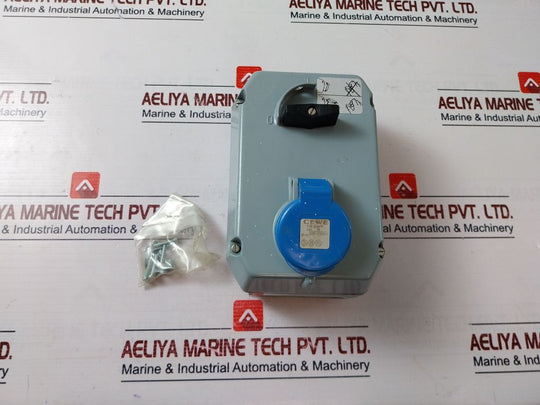 Cewe Cub 316-9 Commando Interlocked Switch Socket 220-250 Vac 16A 9H