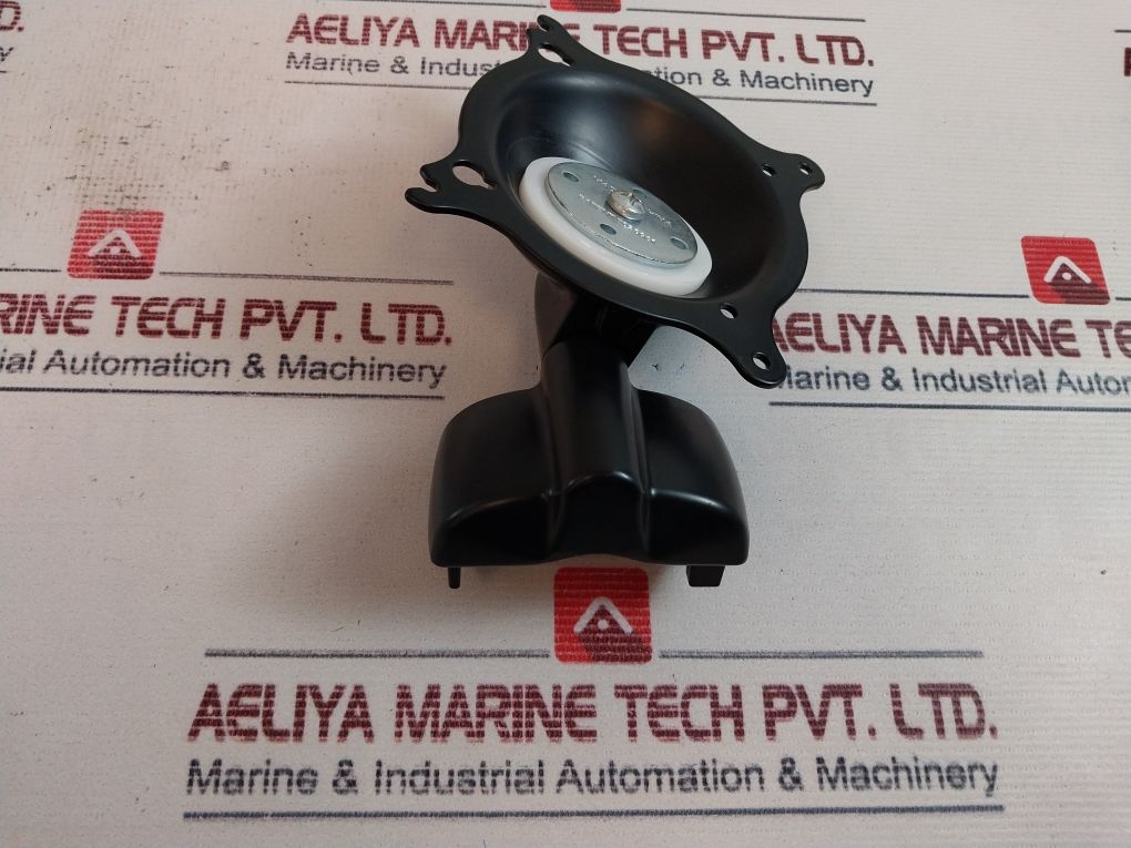 Chief 7028961 Pivot Tilt Low-profile Wall Mount Kpp110B