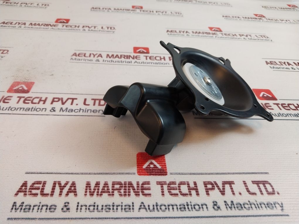 Chief 7028961 Pivot Tilt Low-profile Wall Mount Kpp110B