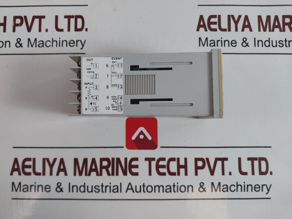 Chino Lt23050000-10A Temperature Controller 100-240V Ac