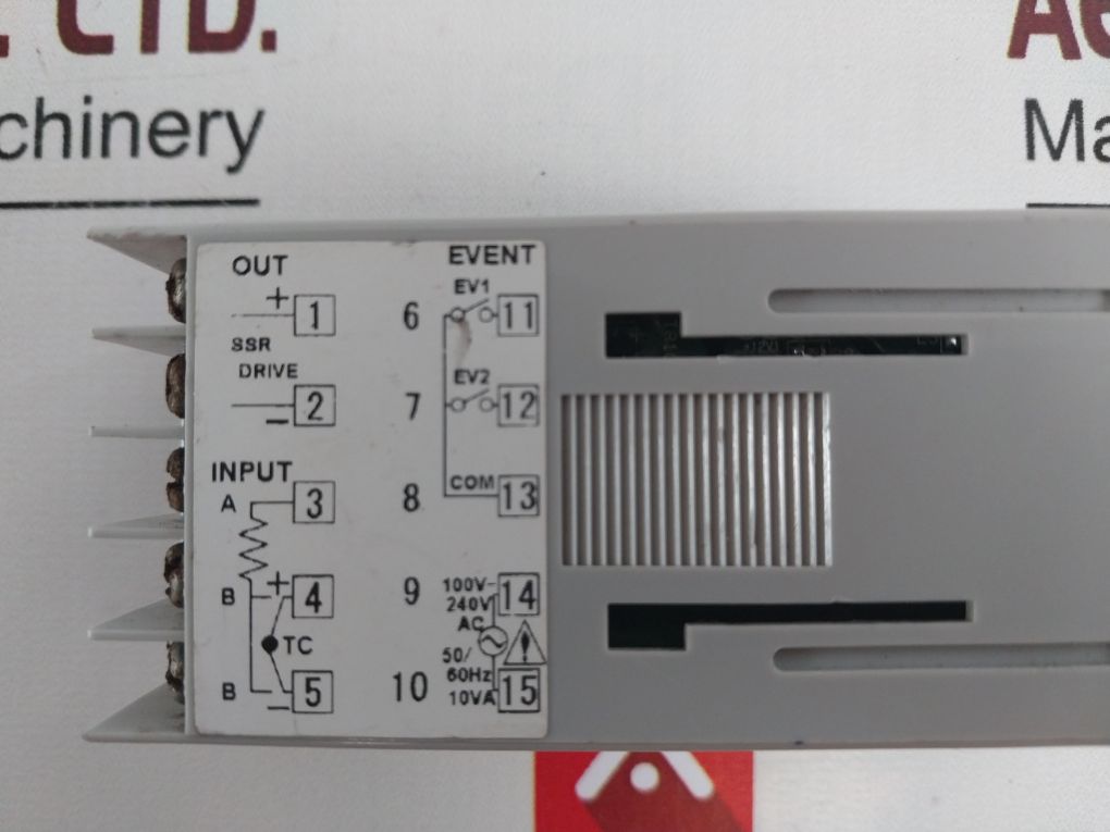 Chino Lt23050000-10A Temperature Controller 100-240V Ac