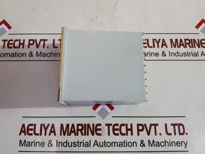 Chino Lt45030110-00A Universal Process Controller