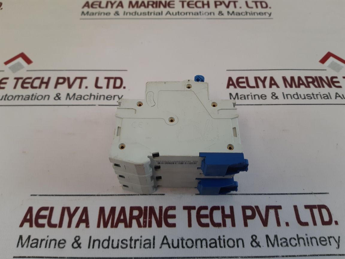 Merlin Gerin Multi9 C60H C13 Circuit Breaker