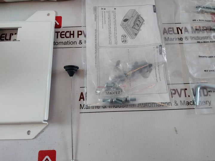 Christie 108-387109-01 Ceiling Mount Lcd