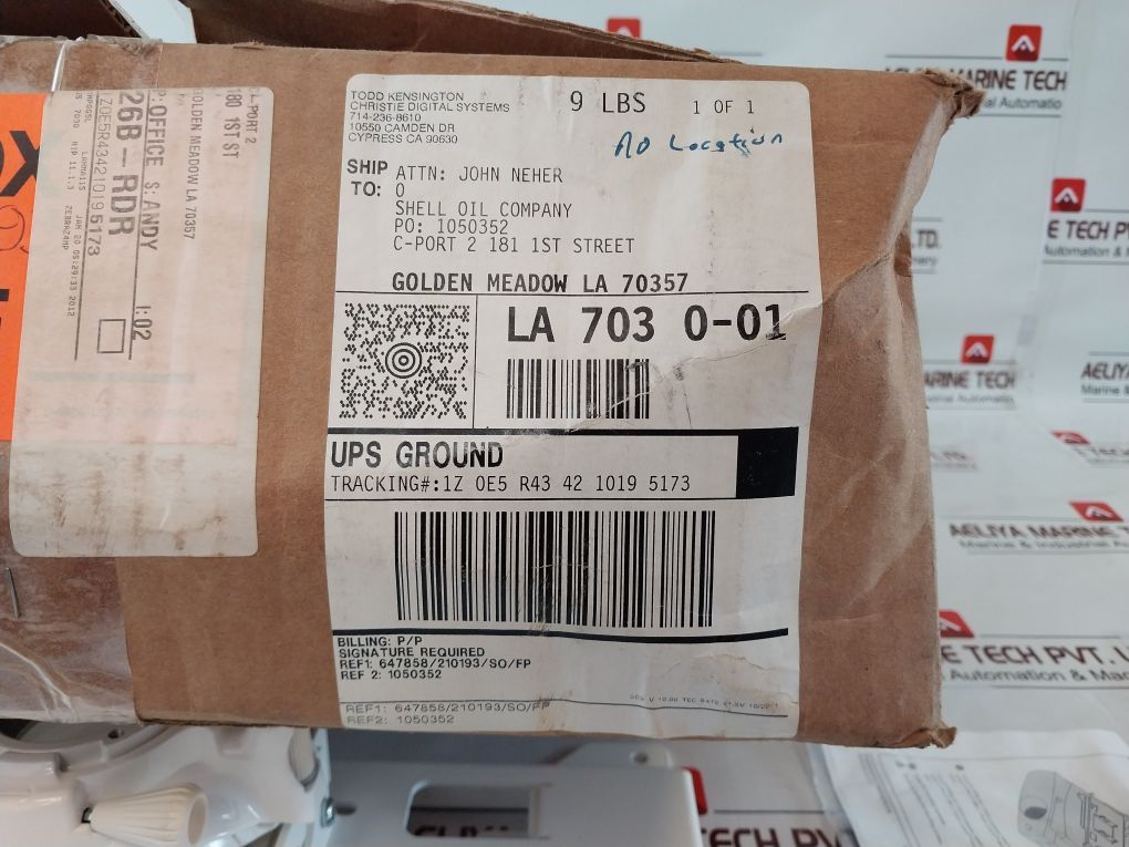 Christie 108-387109-01 Ceiling Mount Lcd