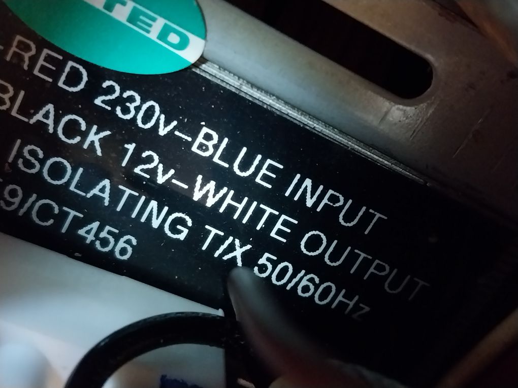 Ciglow C27859/Ct456 Rated Wall Mounted Flameless Lighter 230V