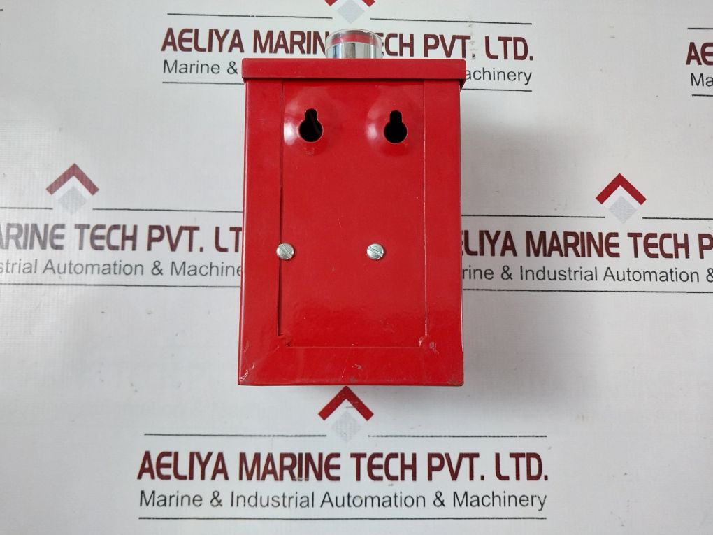 Ciglow C27859/Ct456 Rated Wall Mounted Flameless Lighter 230V