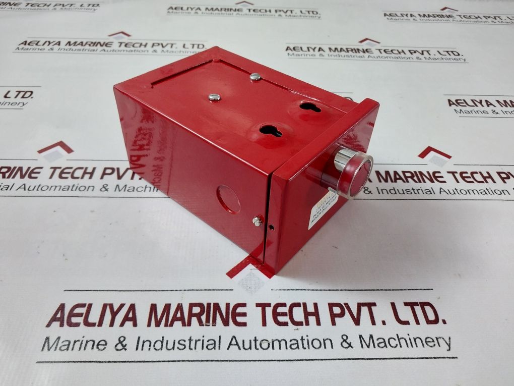 Ciglow C27859/Ct456 Rated Wall Mounted Flameless Lighter 230V