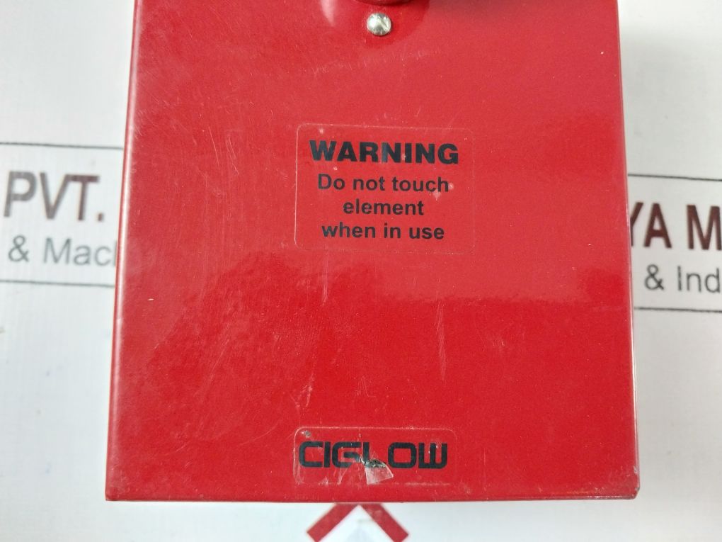 Ciglow C27859/Ct456 Rated Wall Mounted Flameless Lighter 230V