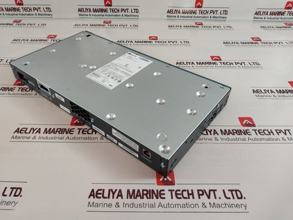 Set Cisco Catalyst 2960 Plus Series Ws-c2960+24Tc-1 Switch 100-240V