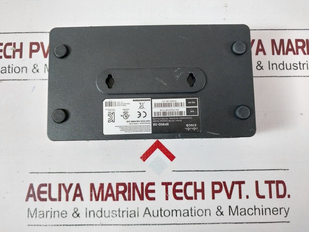 Cisco Sf95D-08 8-port 10/100 Desktop Switch