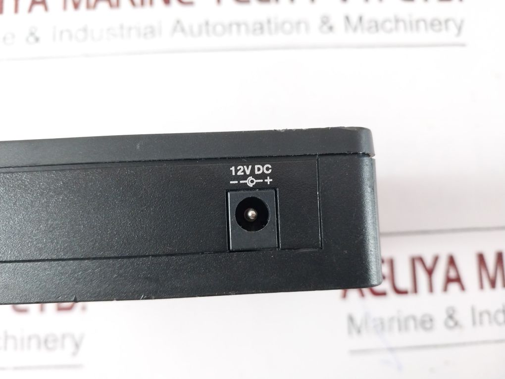 Cisco Sf95D-08 8-port 10/100 Desktop Switch