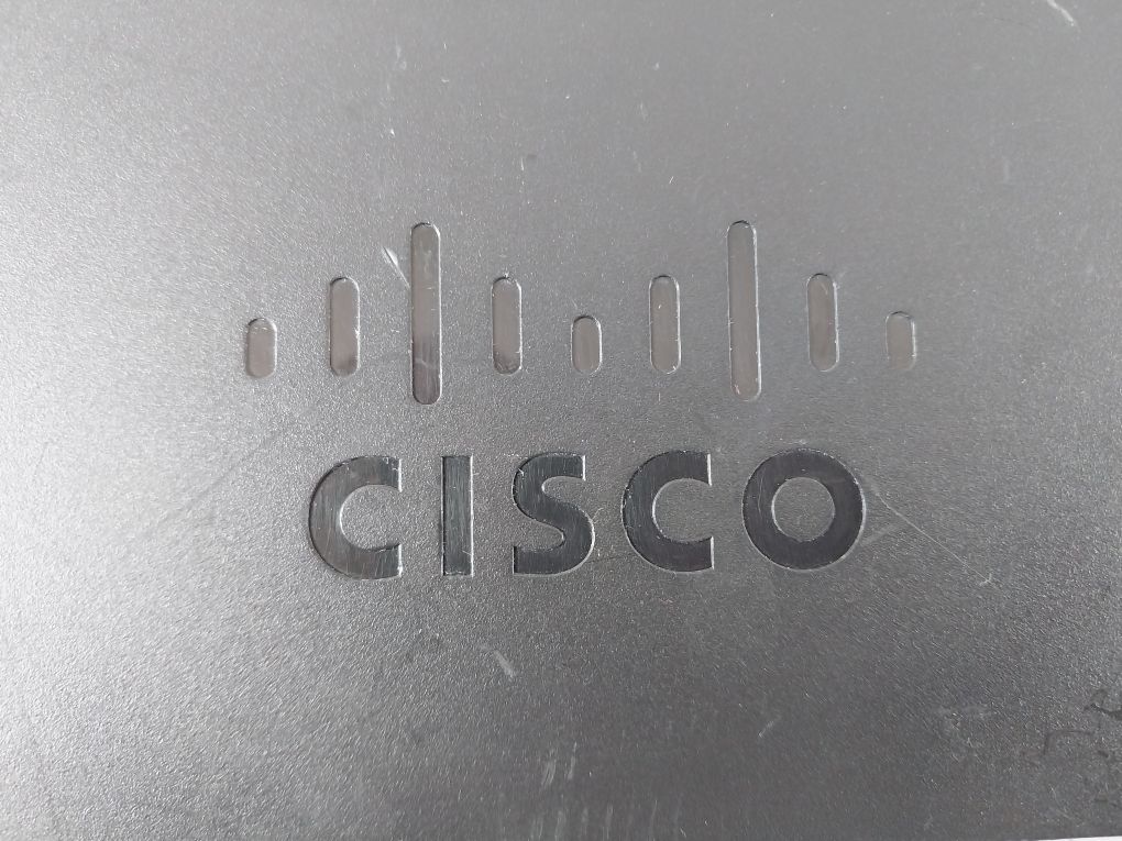 Cisco Sf95D-08 8-port 10/100 Desktop Switch
