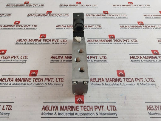 Ckd 4F310 Pneumatic Directional Control Valve 100V 50/60Hz