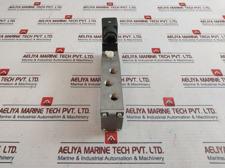 Ckd 4F310 Pneumatic Directional Control Valve 100V 50/60Hz