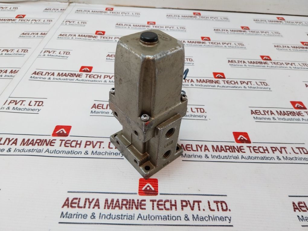 Ckd Fs1-02-3 Solenoid Valve 0-1.0