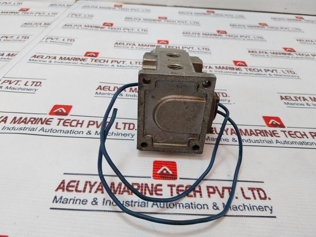 Ckd Fs1-02-3 Solenoid Valve 0-1.0