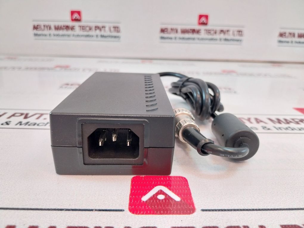 Clear-com Pd2201 A3-50S17R-v Cellcom Transceiver Antenna Communication Systems