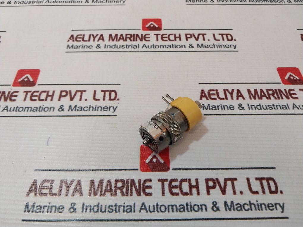 Clippard Cs-3347 Manifold Mount Valve