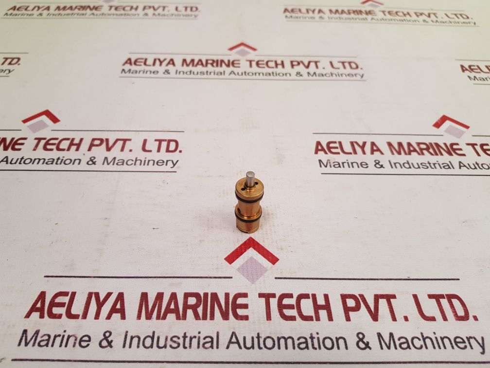 Set of 2x Clippard k2 miniature fluid power and control devices