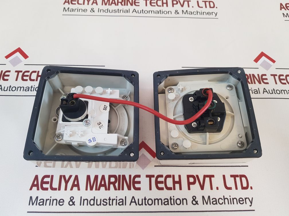 Clipsal 56C315 Grey Switched Socket Outlet