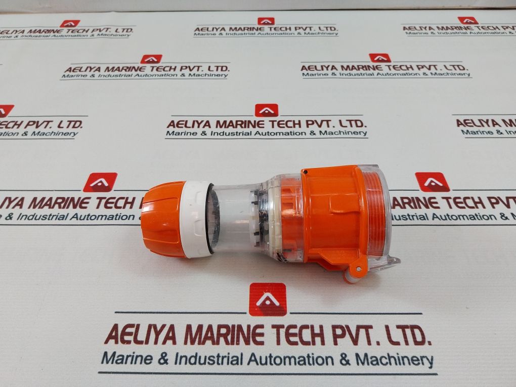 Clipsal 56Csc332 Cord Extension Socket 32A 250V 50Hz