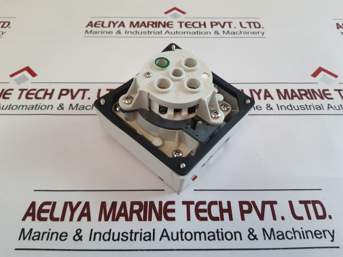 Clipsal 56So532Le Grey Socket Outlet 32Amp