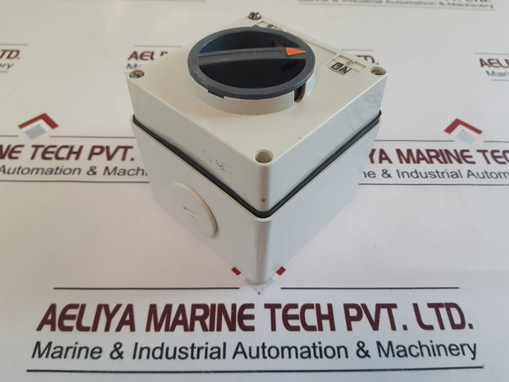 Clipsal 56Sw132 Single Pole Surface Switch 32A