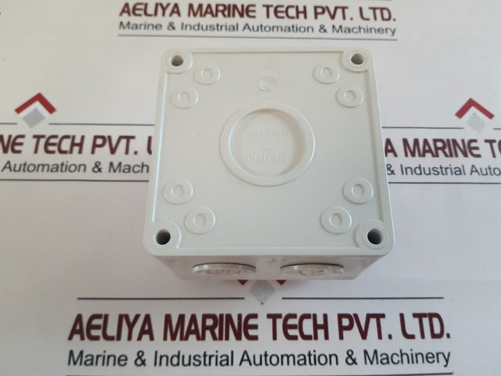 Clipsal 56Sw132 Single Pole Surface Switch 32A