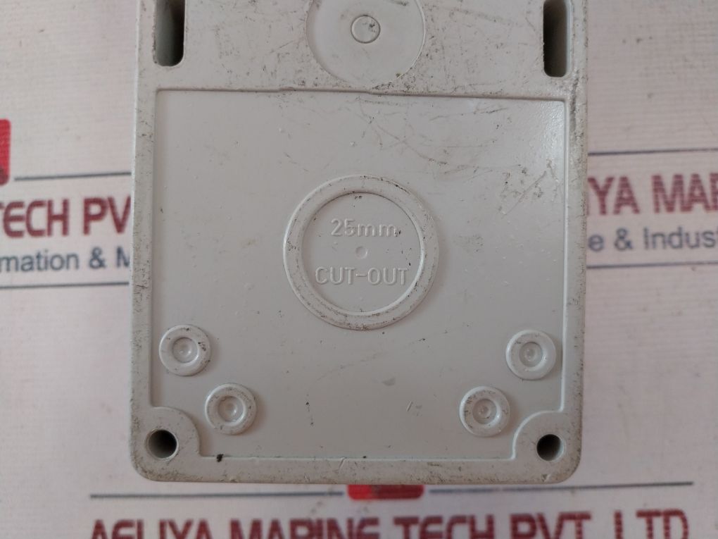 Clipsal 56Sw132 Surface Mount Switch