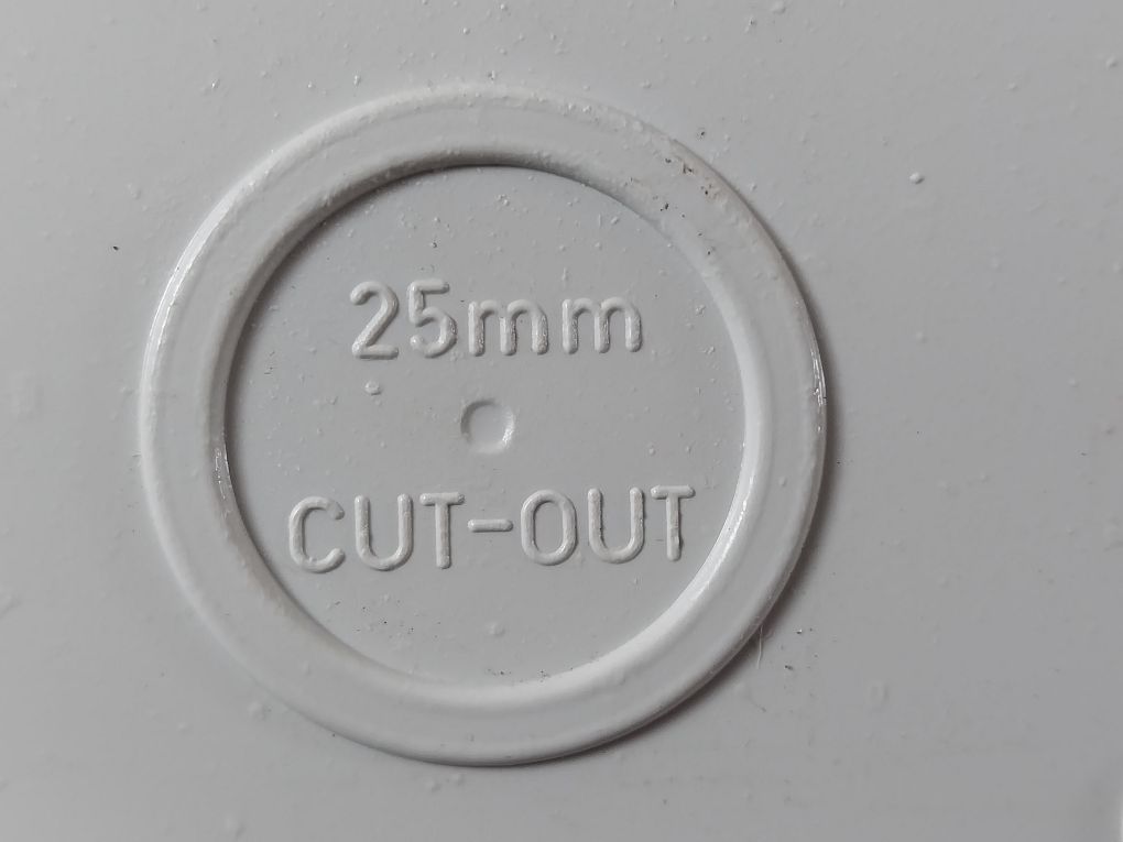 Clipsal 56Swh325 3-pole Enclosed Load Break Switch