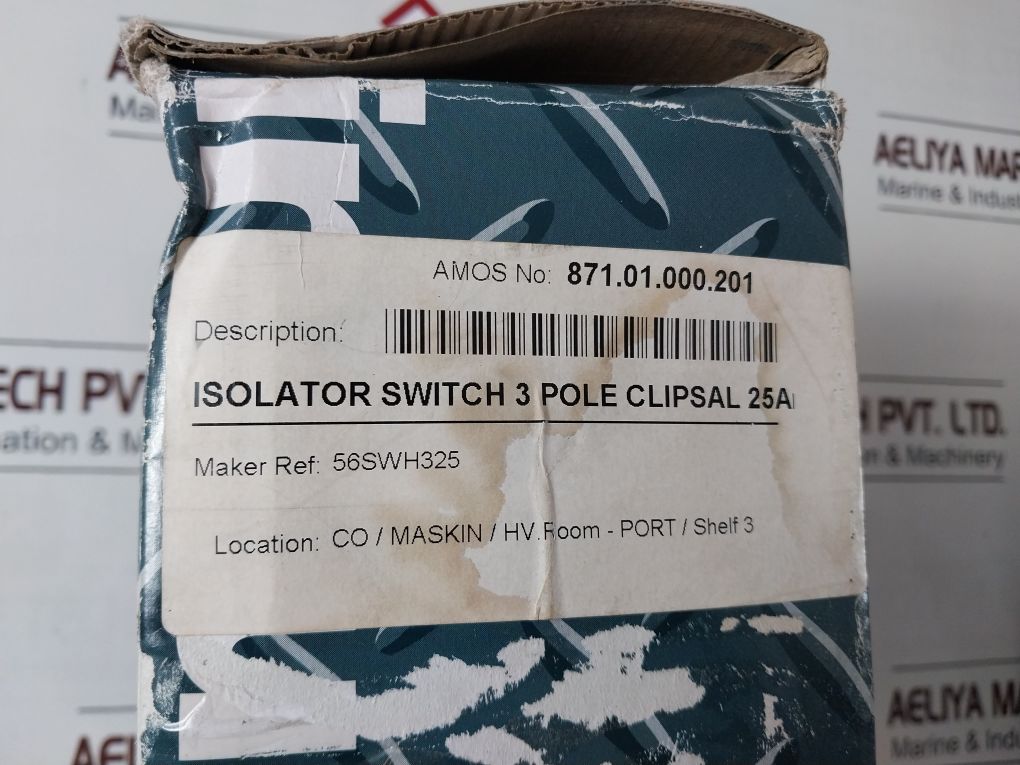 Clipsal 56Swh325 3-pole Enclosed Load Break Switch