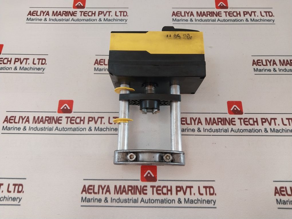 Clorius Controls Avm322K001 Valve Actuator 50/60Hz