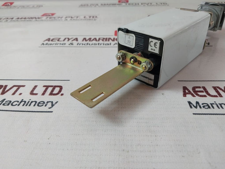Cmd202/F1/F1 Switch Tpl (Light Push Turn)