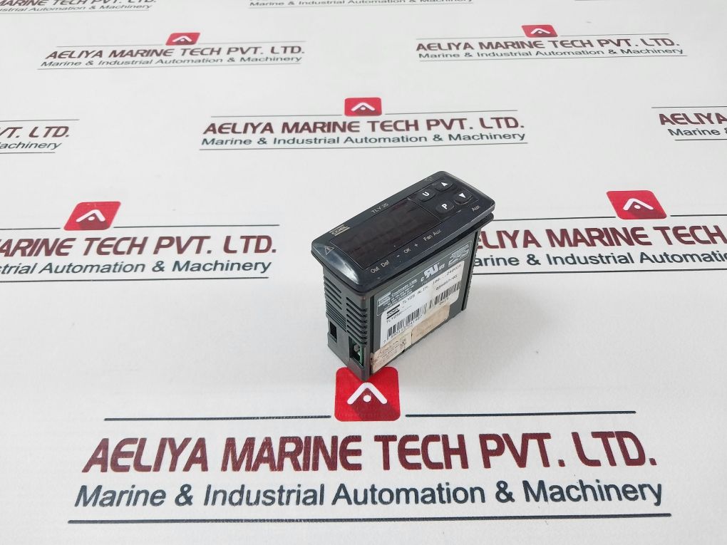 Coel Tly 25 Digital Temperature Controller 1/8Hp 250Vac, 1/10Hp 125Vac