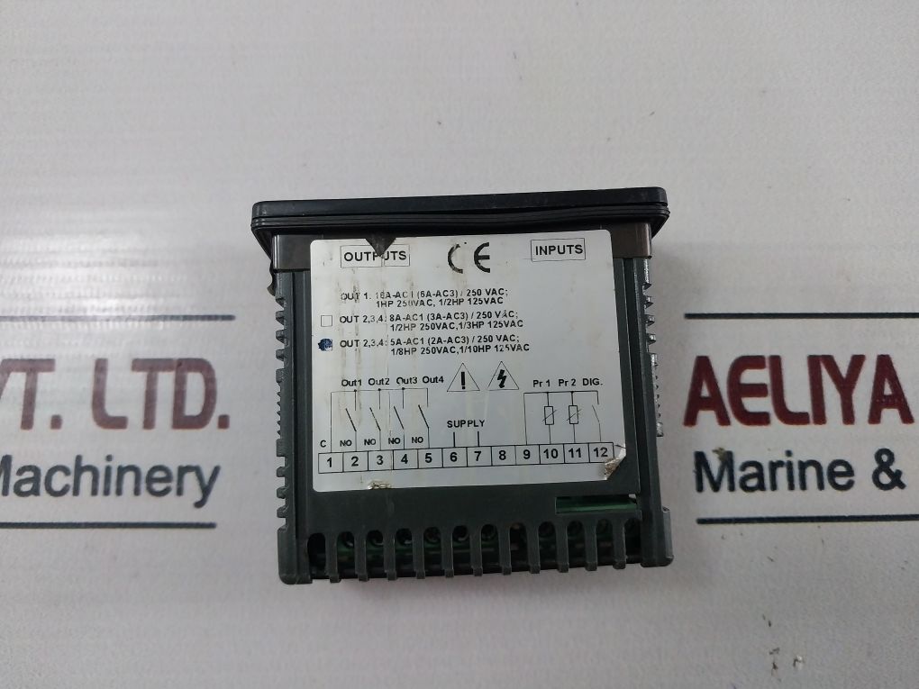 Coel Tly 25 Digital Temperature Controller 1/8Hp 250Vac, 1/10Hp 125Vac