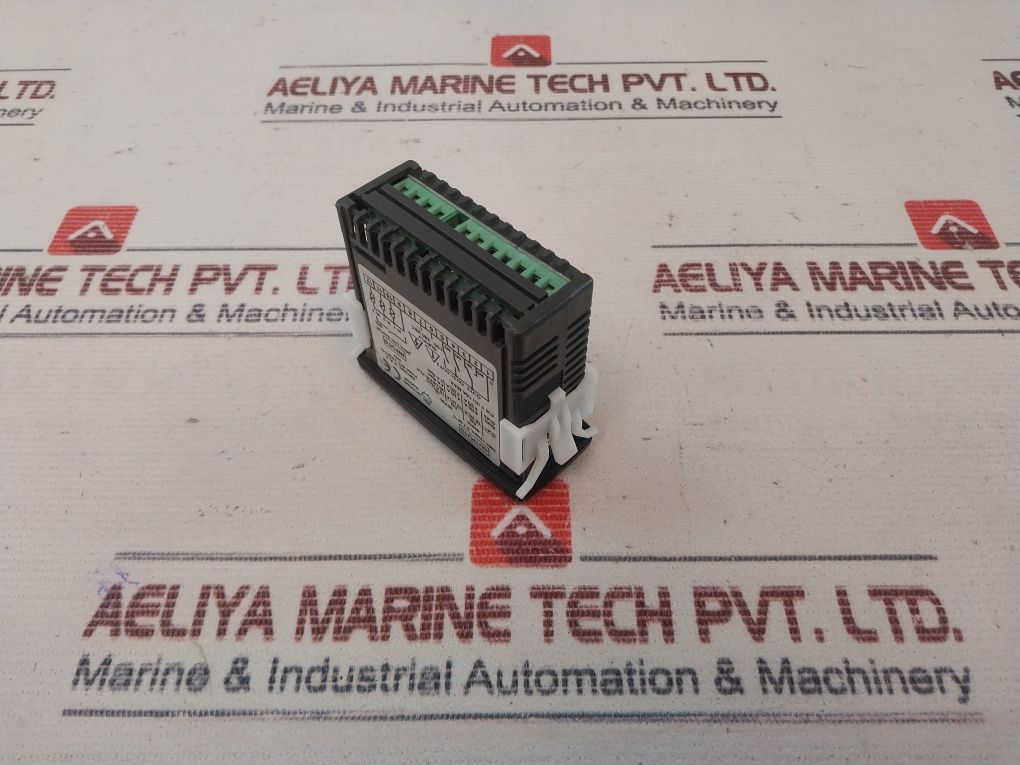 Coel Y39 Temperature Controller