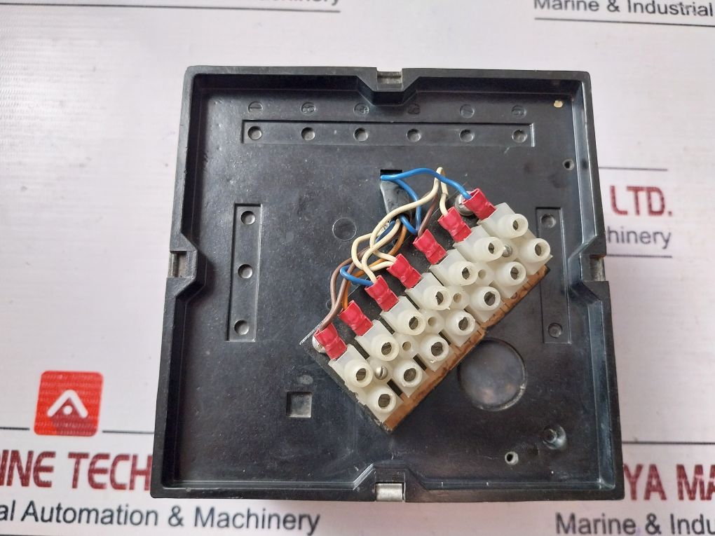 Coester 52 9015 Pressure Gauge 0-150 Km/H