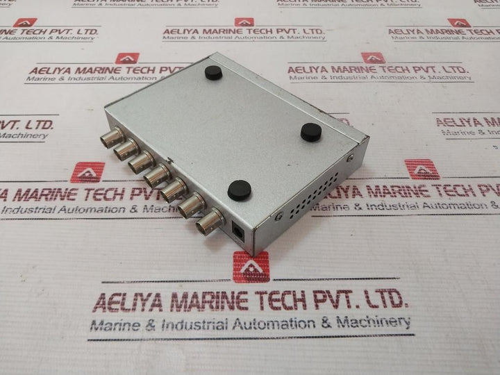 Color Quad System Dc 12V/1A Video Splitter