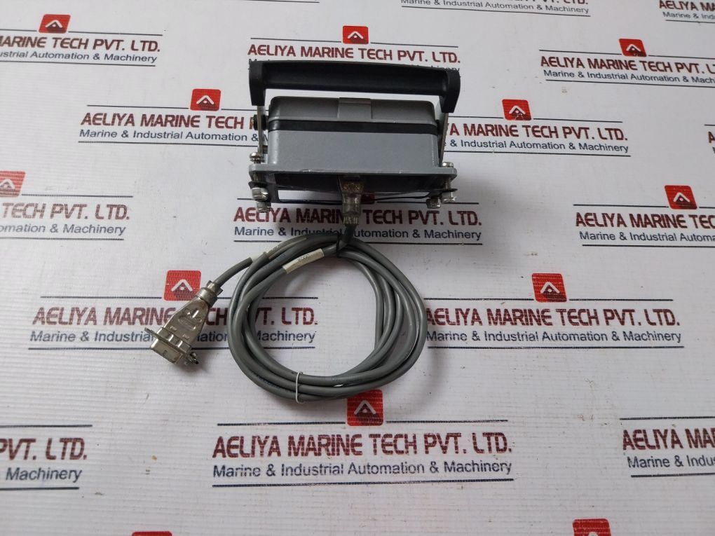 Com Brd Av0403 Door Z 410