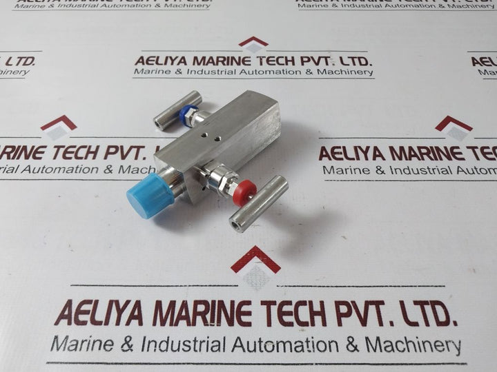 Comfit 1/2” Nptf X 1/2” Nptm/Ptfe Valve C2Vim-rm-05A