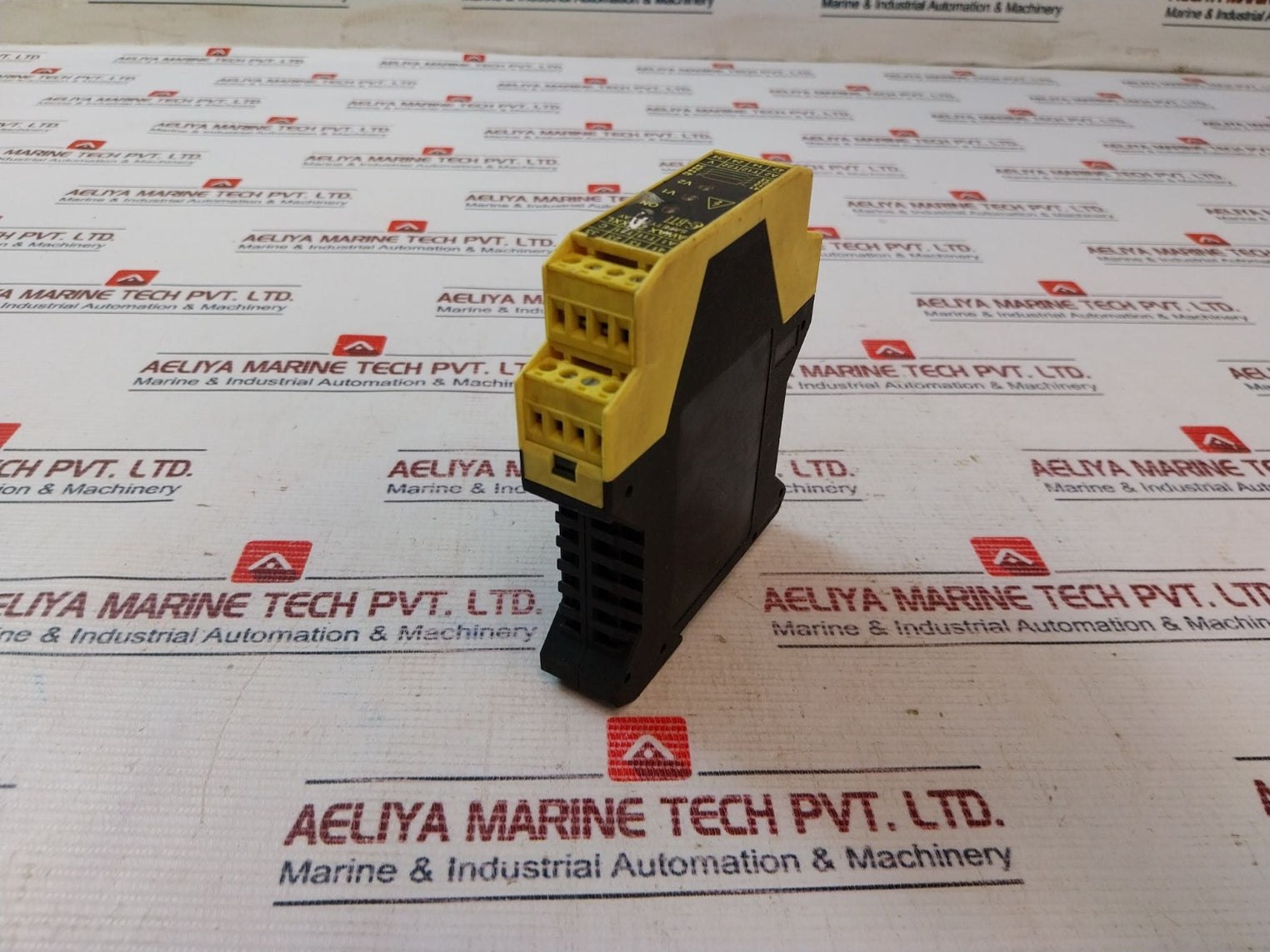 Comitronic Awax 26Xxl Safety Relay 24 Vac/Dc