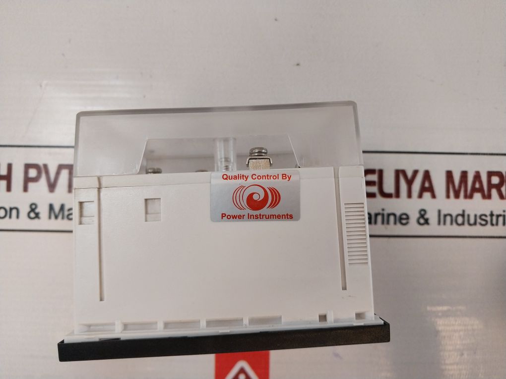 Complee Kly-2T96-2 Voltmeter 0-132V